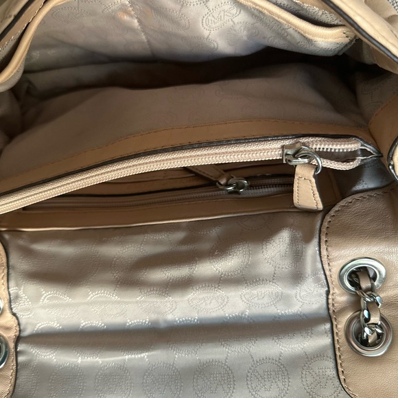Nude Michael Kors Shoulder bag - Picture 3 of 6